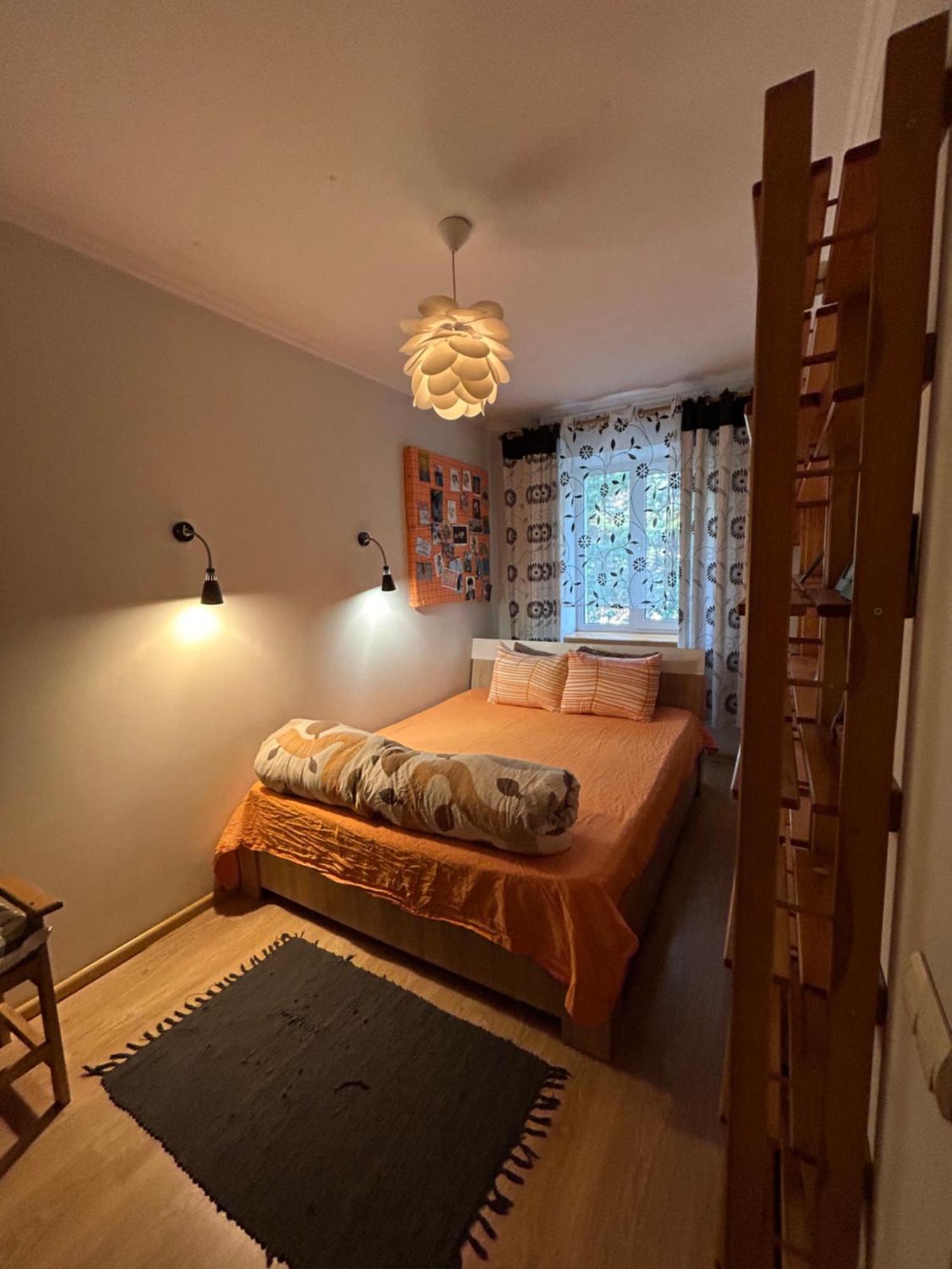 Three Bedroom Stepana Bandery Street Rivne Eksteriør billede