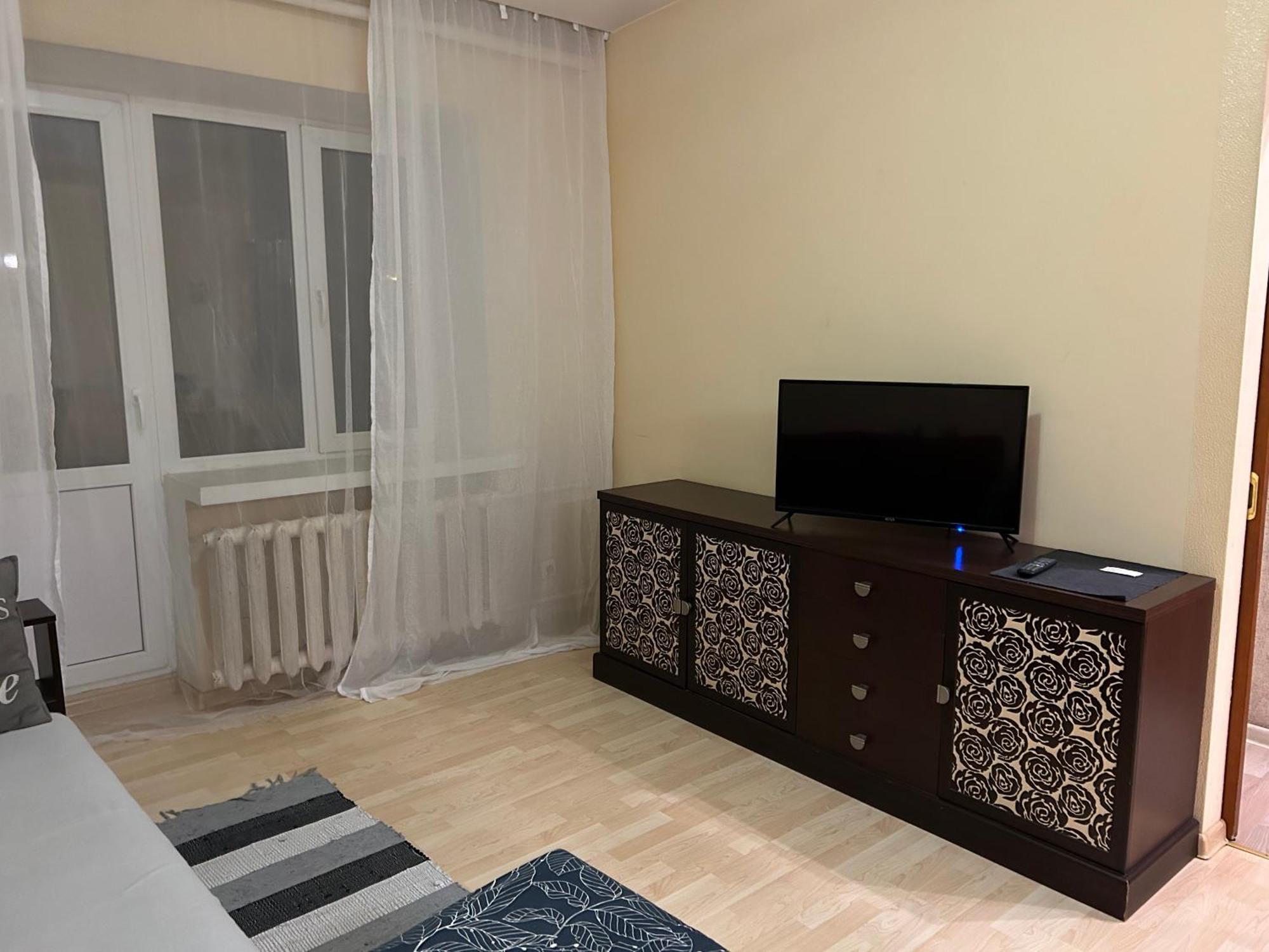 Three Bedroom Stepana Bandery Street Rivne Eksteriør billede