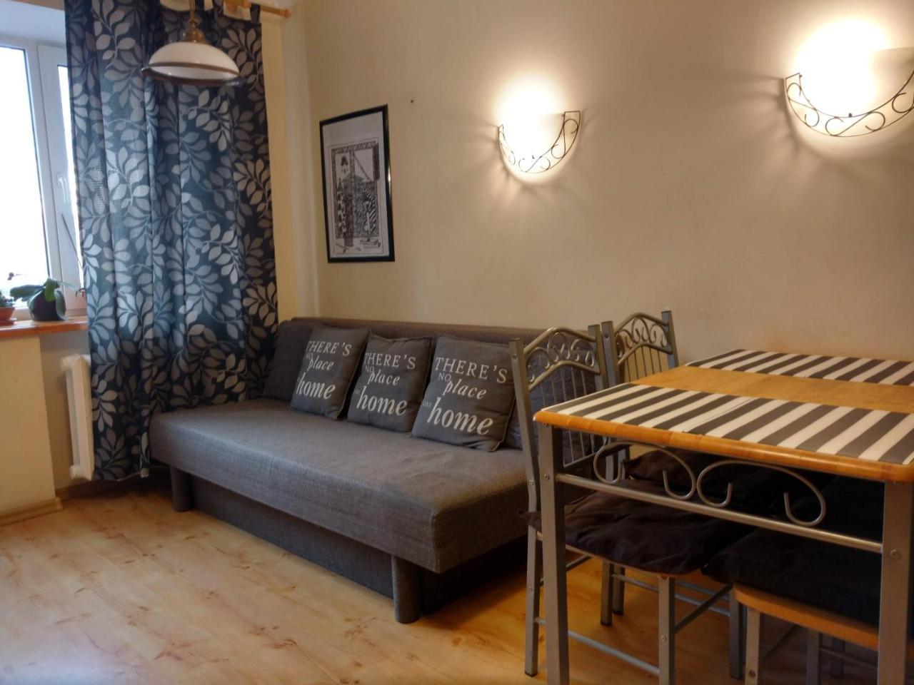 Three Bedroom Stepana Bandery Street Rivne Eksteriør billede